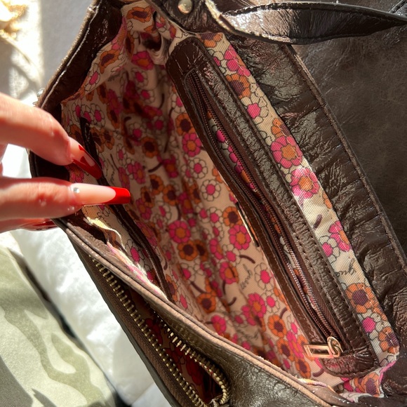 GUESS brown crossbody bag - Picture 3 of 8